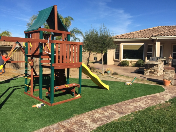 Fake Turf Las Lomas, California Roof Top, Beautiful Backyards